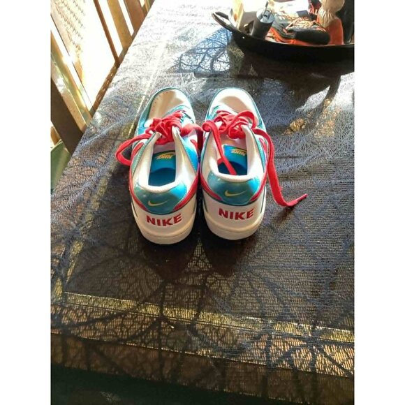 Vintage Nike Shoes Athletic Womens 8 - Picture 4 of 5